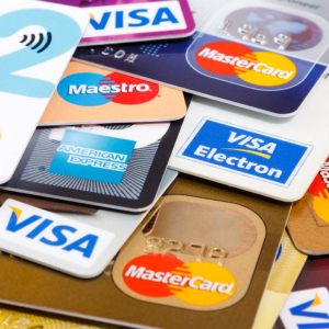 Карты МИР, MasterCard и VISA – в чем их разница для обычного человека
